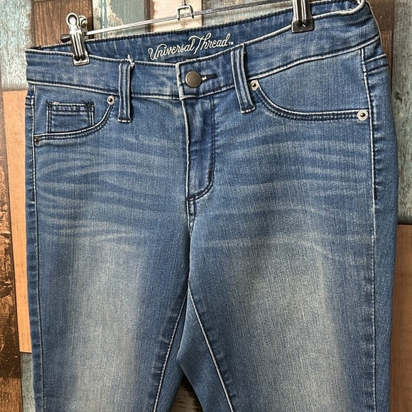 Universal Thread 🧵 4/27 Short blue jeans - Picture 4 of 8